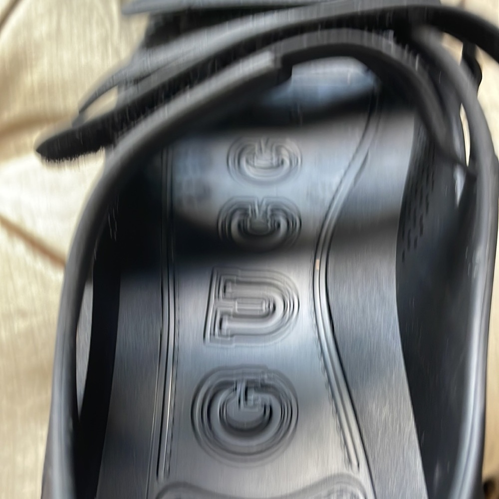 New authentic Gucci hiking sport sandal - Picture 12 of 15